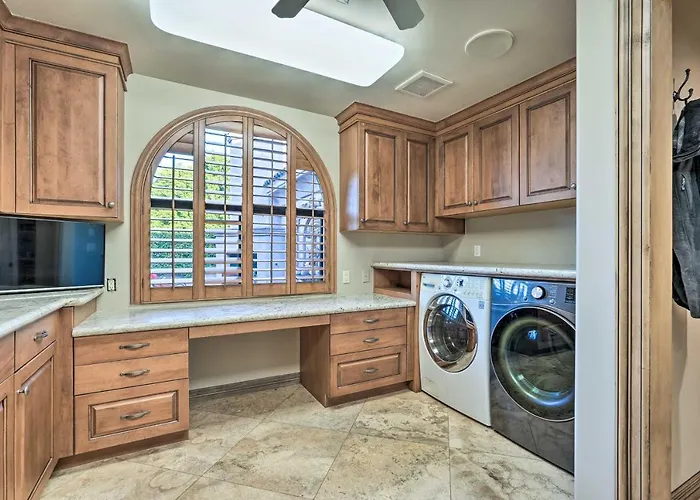 Outdoor Oasis, Games! Paradise Valley Group Holiday home Scottsdale